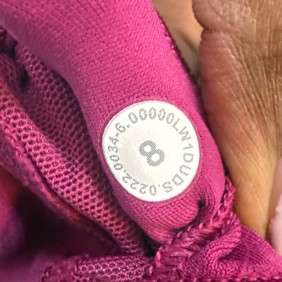 Lululemon Vibrant Purple Crop Top Size 8 - Picture 5 of 8